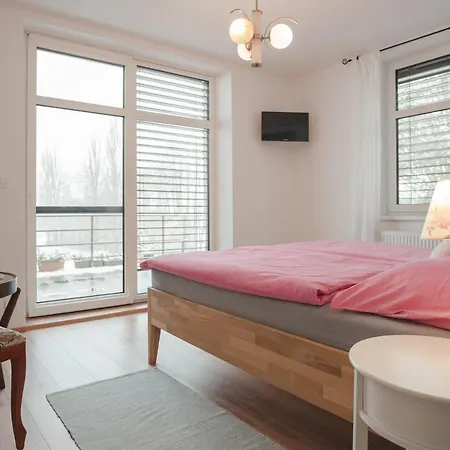 Kozlova B&B Kardasova Recice